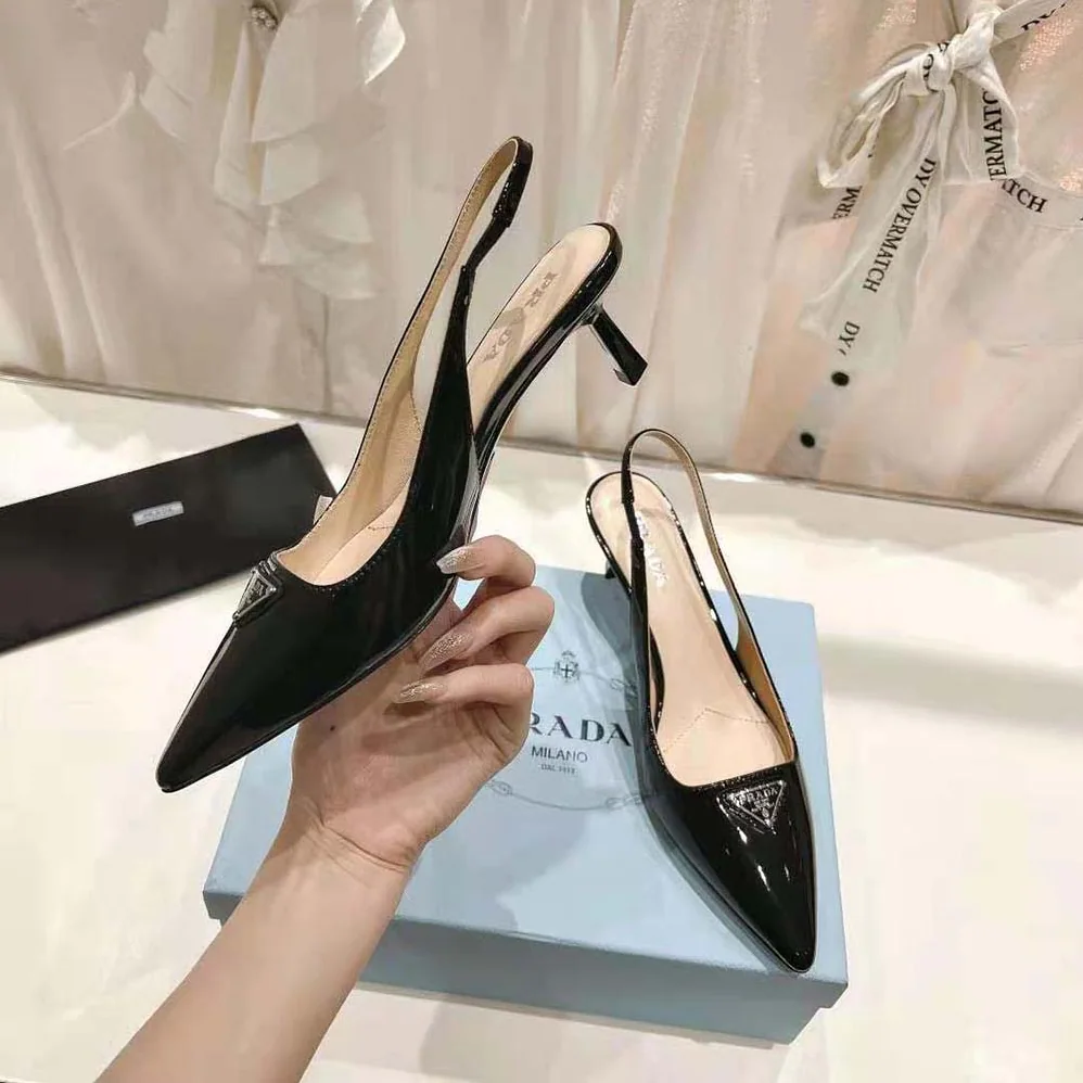 Prada Patent-Leather Slingback Pumps for Women in Black Prada Patent-Leather Slingback Pumps for Women in Black