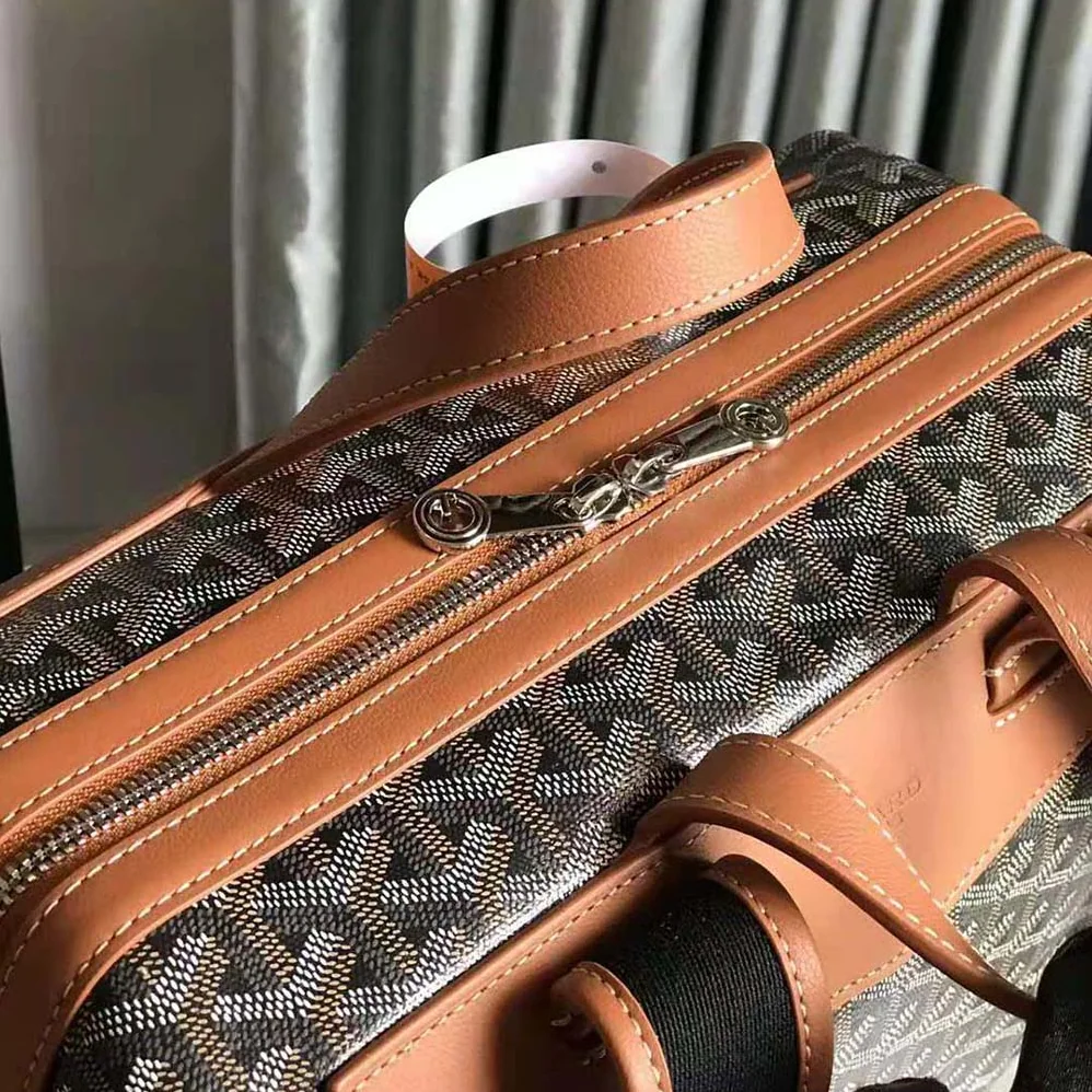 Goyard Sac A Dos Cisalpin in Goyardine Canvas & Chevroches Calfskin for Women in Brown Goyard Sac A Dos Cisalpin in Goyardine Canvas & Chevroches Calfskin for Women in Brown