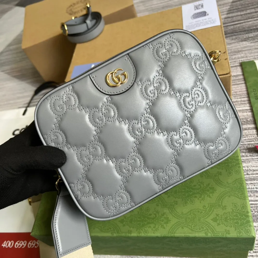 Gucci Matelasse Shoulder Bag Grey Gucci Matelasse Shoulder Bag Grey
