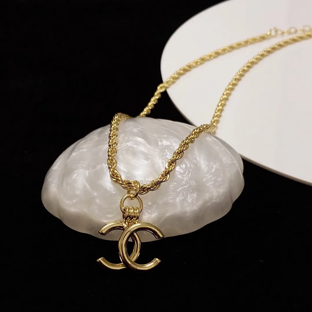 Chanel CC Necklace Gold Chanel CC Necklace Gold