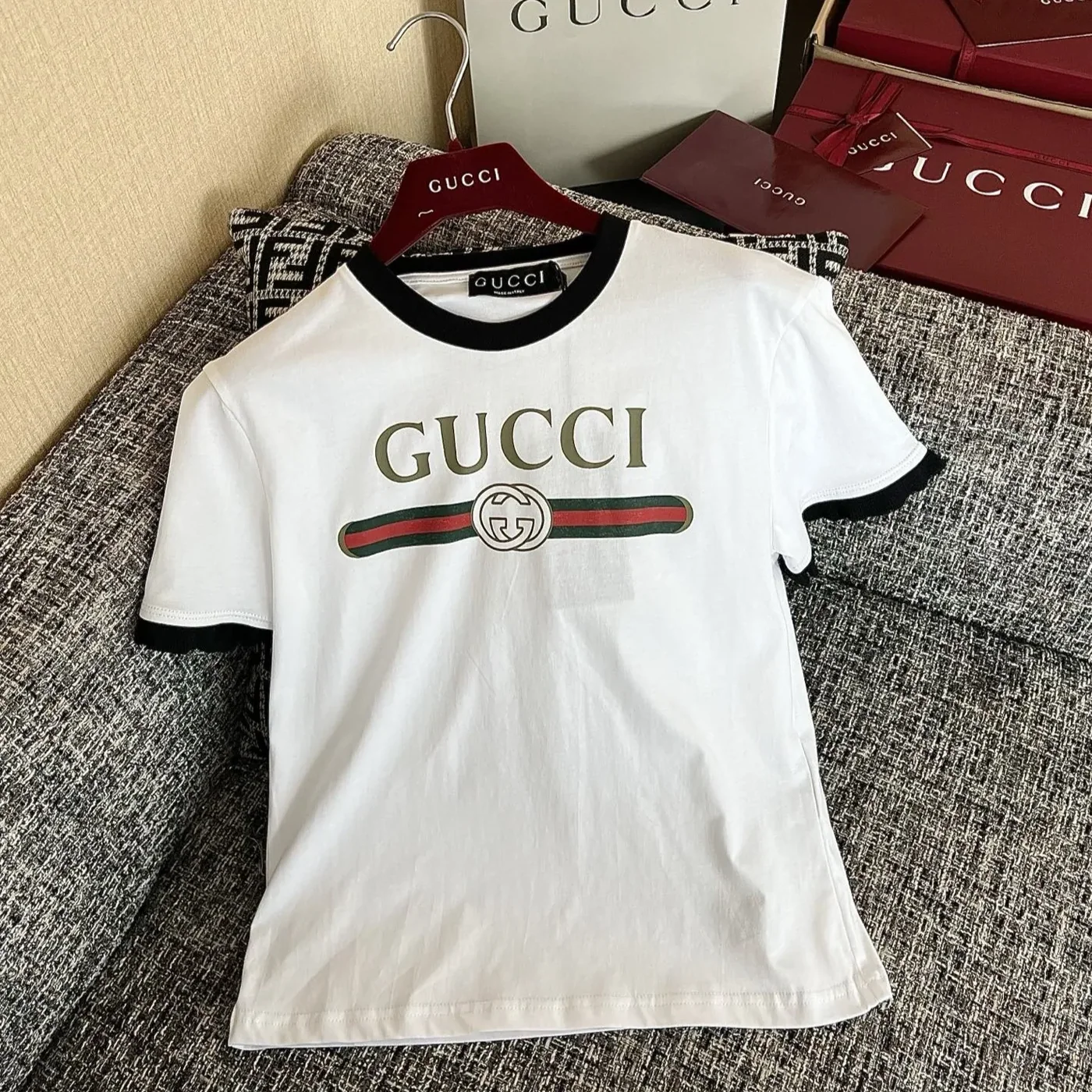 Gucci Print T in Shirt White Gucci Print T in Shirt White