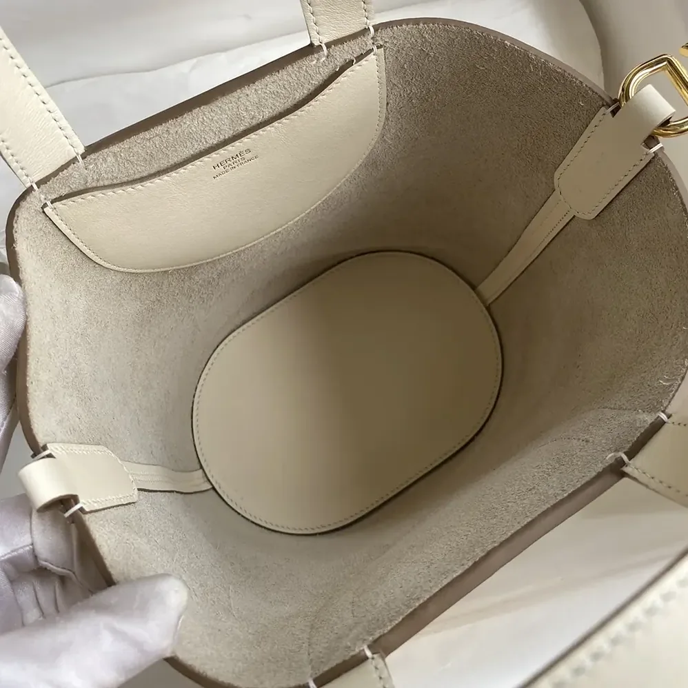 Hermes In the Loop 18 Handbag Clemence Leather for Women in White/Gold