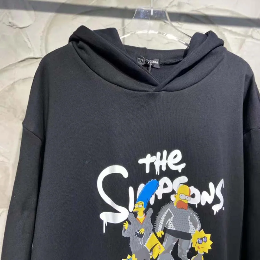 Balenciaga Simpsons Tm and 20th Television Cropped Hoodie in Black for Women Balenciaga Simpsons Tm and 20th Television Cropped Hoodie in Black for Women