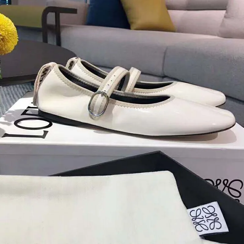 Loewe Babies Ballerina in Calfskin Leather with Loewe Jacquard Grosgrain Detail for Women in White Loewe Babies Ballerina in Calfskin Leather with Loewe Jacquard Grosgrain Detail for Women in White