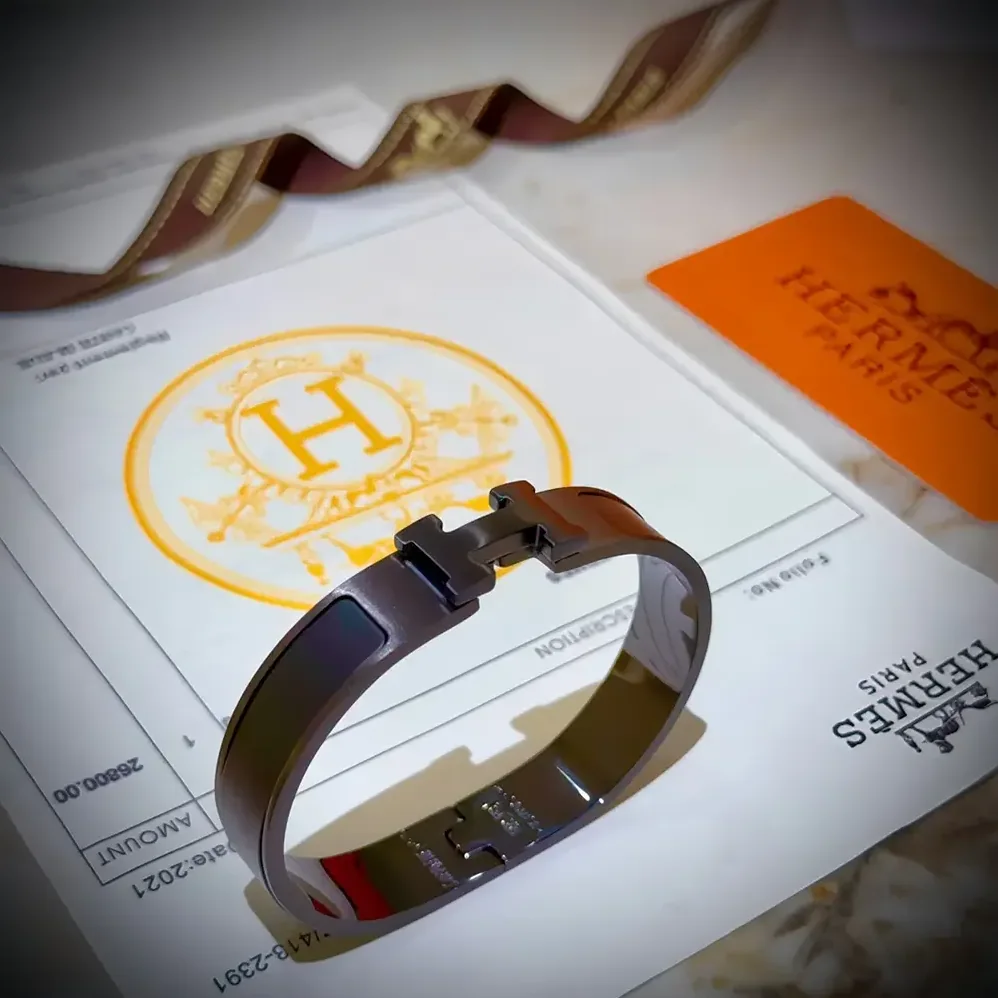 Hermes Clic HH So Black Bracelet for Unisex Hermes Clic HH So Black Bracelet for Unisex