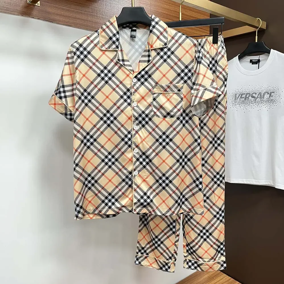 Burberry Check Short for Men in Sleeved Silk Pajama Set