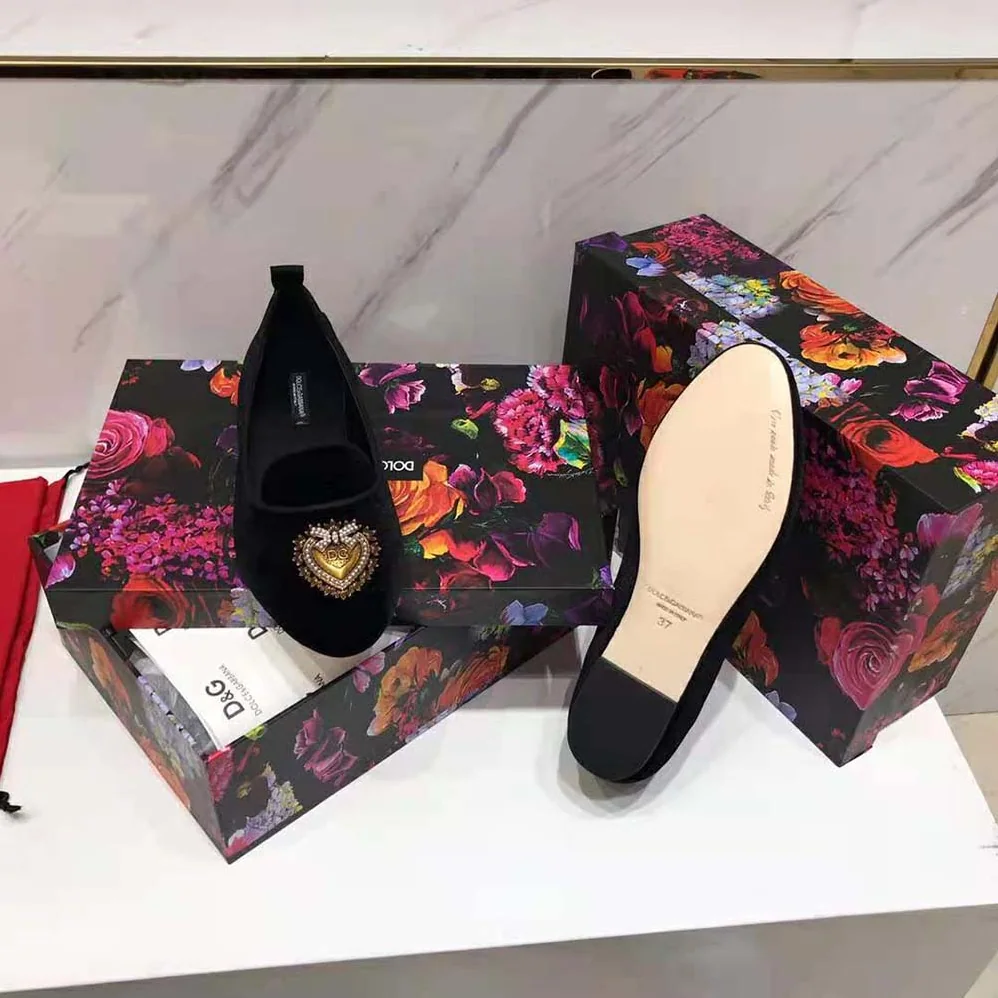 Dolce Gabbana D&G Velvet Devotion Slippers for Women in Black Dolce Gabbana D&G Velvet Devotion Slippers for Women in Black