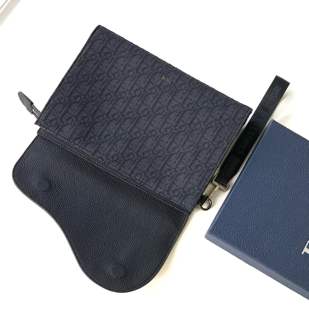Dior Saddle A5 Triangle Pouch Black Dior Oblique Jacquard and Black Grained Calfskin for Men