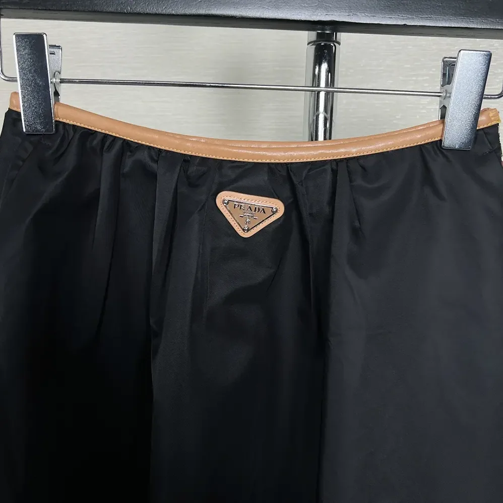 Prada Full Re for Women in Nylon Skirt Prada Full Re for Women in Nylon Skirt