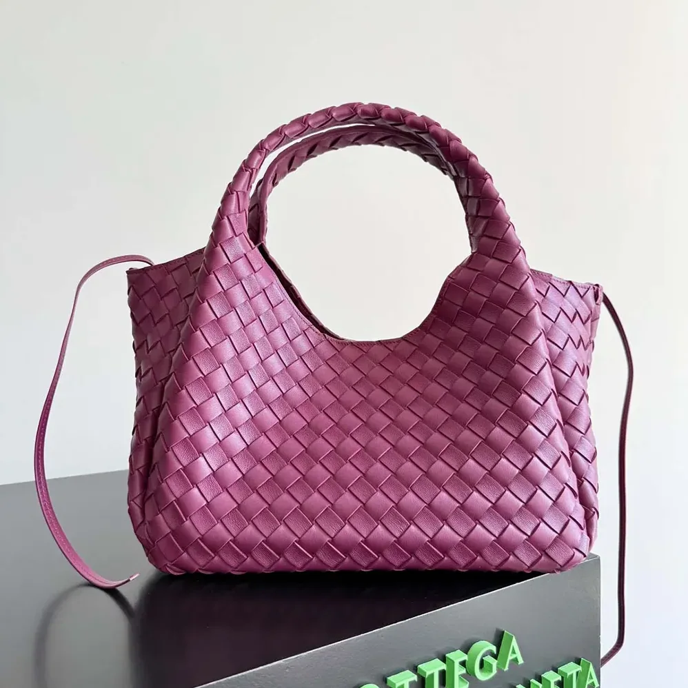 Bottega Veneta Medium Campana for Women in Rose