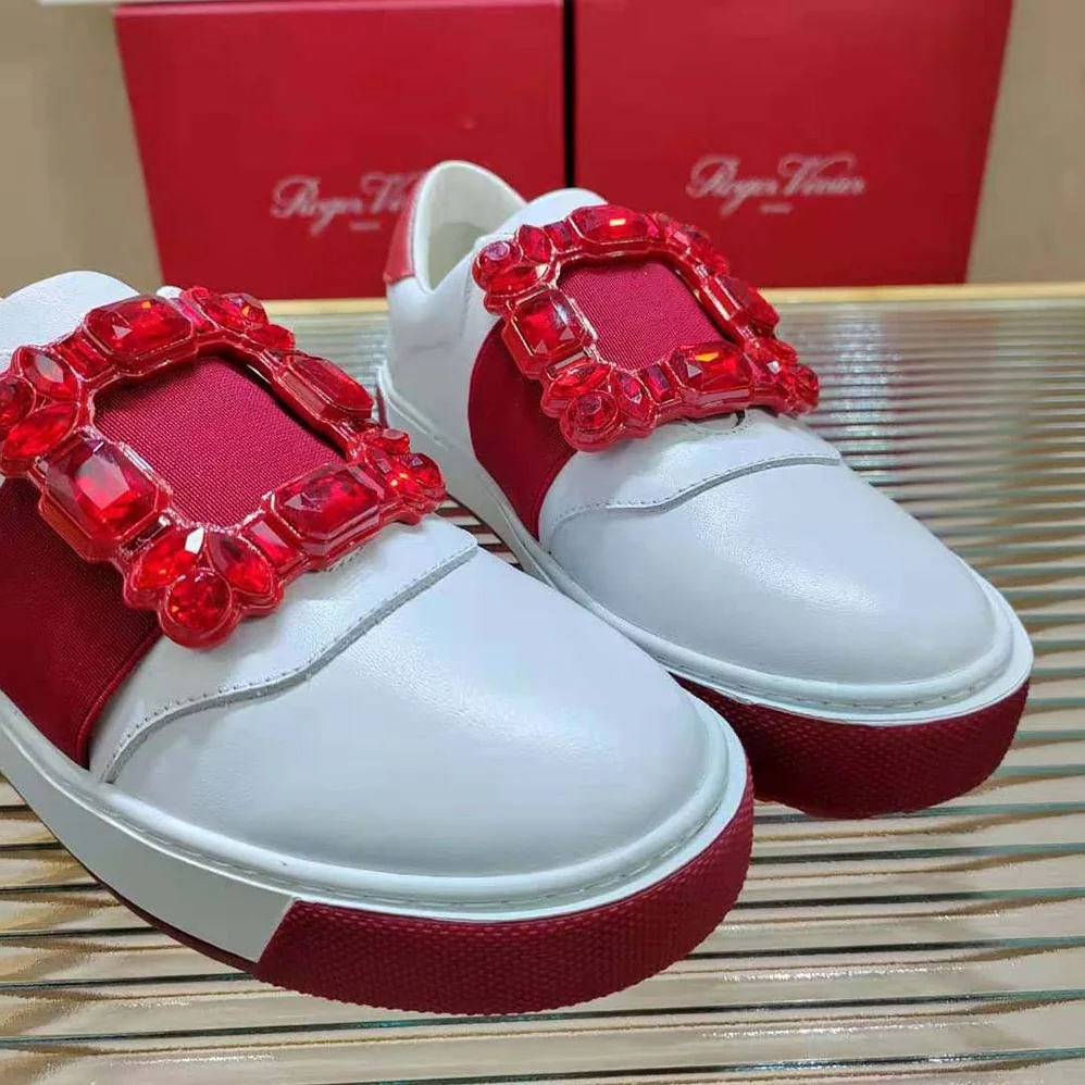 Roger Vivier Very Vivier Strass Buckle Sneakers in Leather for Women in Red