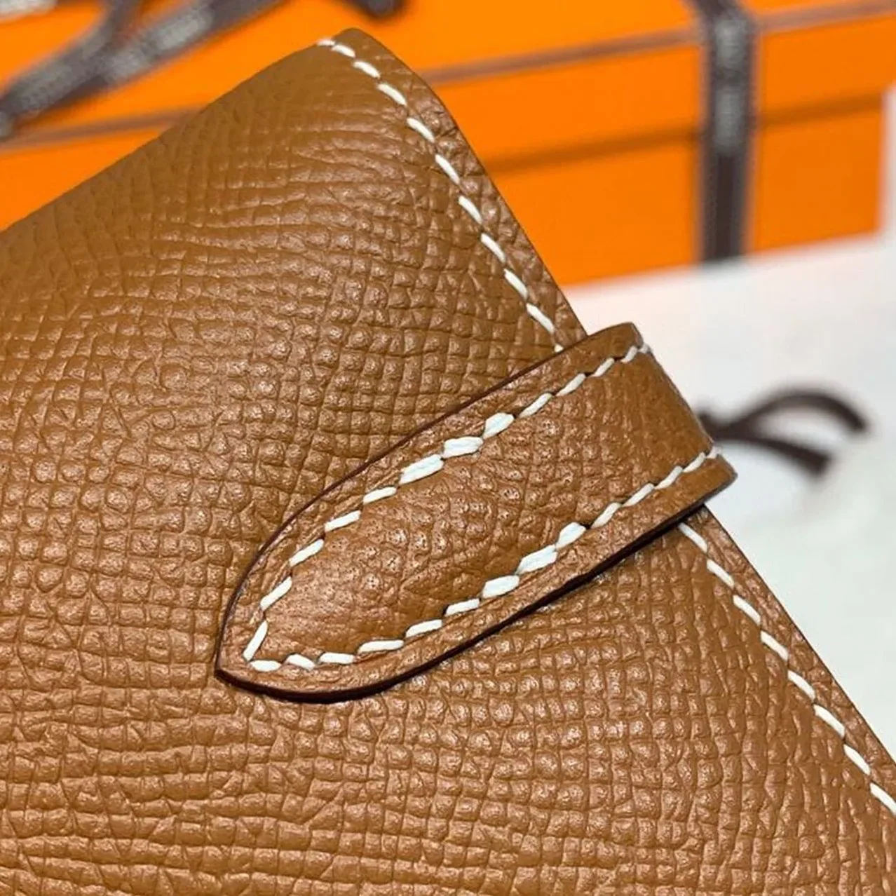 Hermes Kelly Wallet To Go Woc Brown With Gold Toned Hardware Bag / Hermes Kelly Wallet To Go Woc Brown With Gold Toned Hardware Bag /