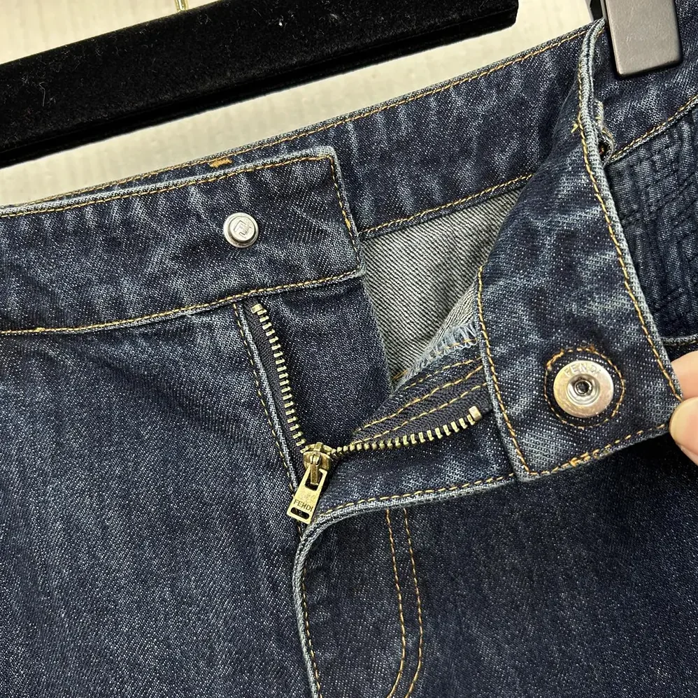 Fendi Long Jeans Dark Blue Denim Pants for Women Fendi Long Jeans Dark Blue Denim Pants for Women