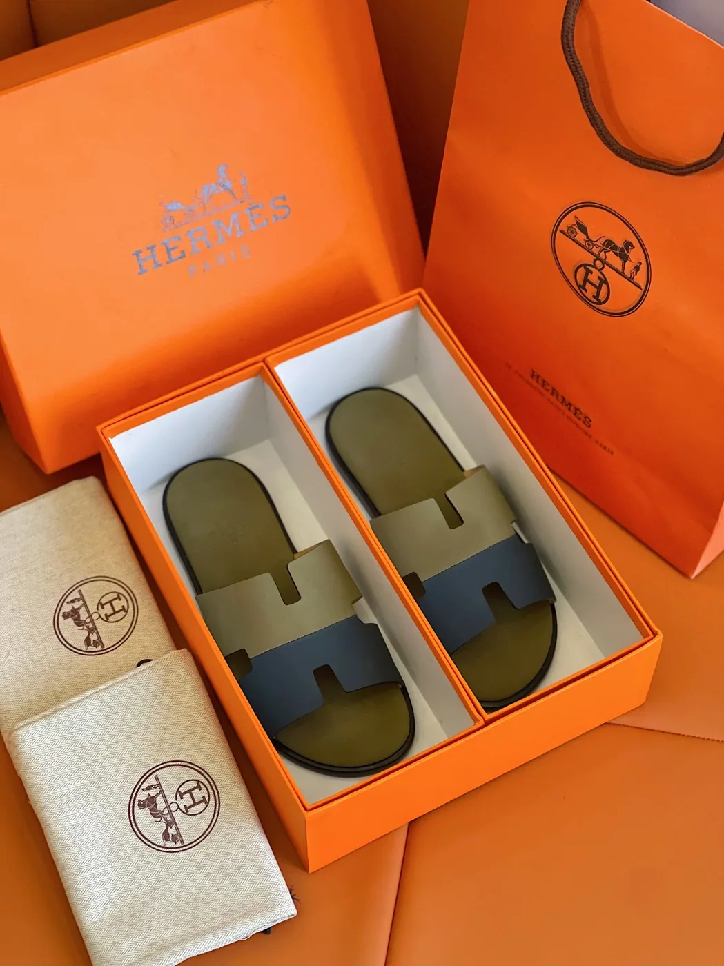 Hermes Izmir Sandals Fluorescent Green in Blue