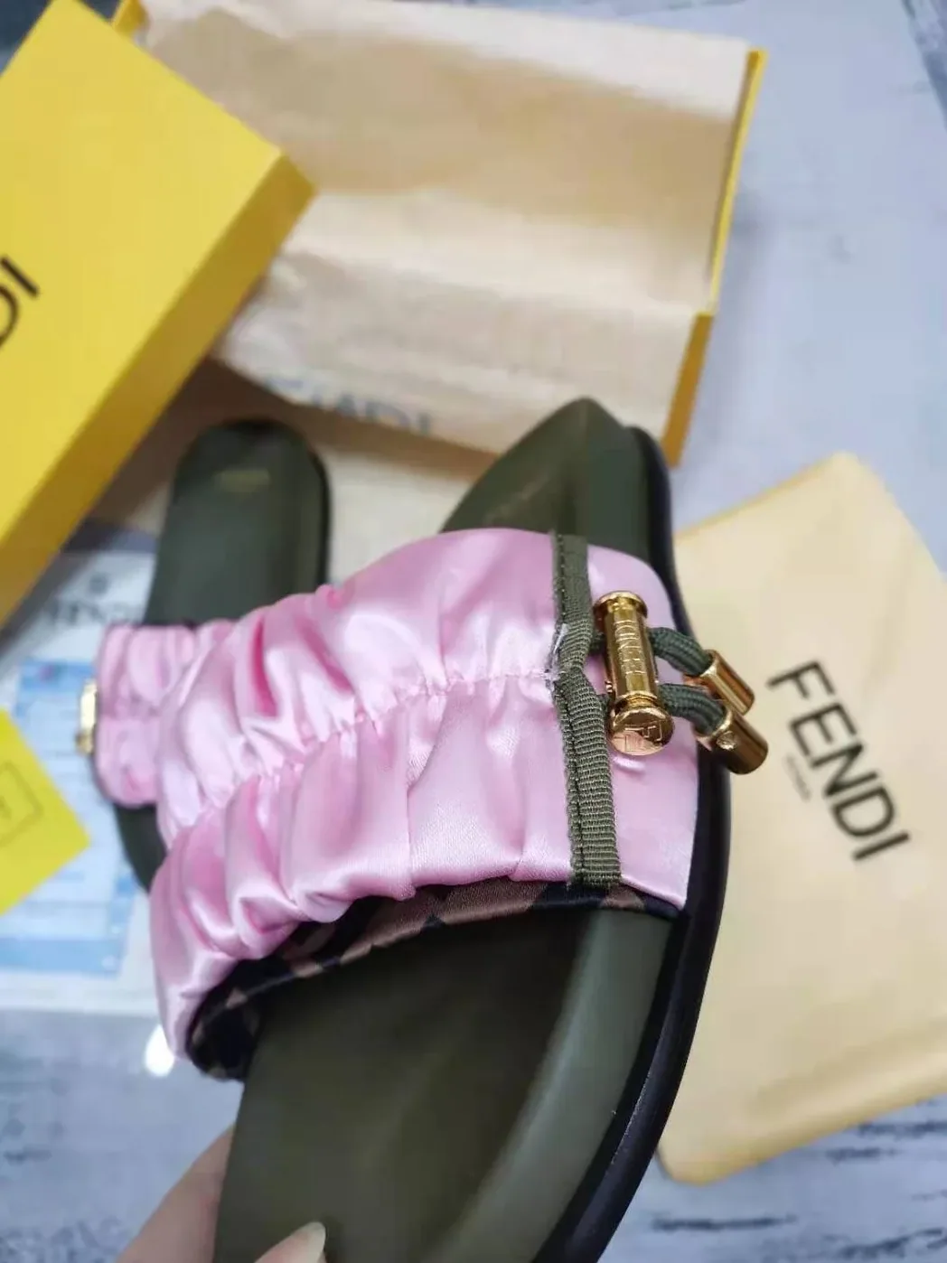 Fendi Feel Pink Satin Slides Fendi Feel Pink Satin Slides