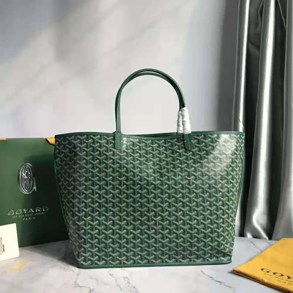 Goyard Sac Saint Louis GM in Goyardine Canvas & Chevroches Calfskin for Women in Green Goyard Sac Saint Louis GM in Goyardine Canvas & Chevroches Calfskin for Women in Green