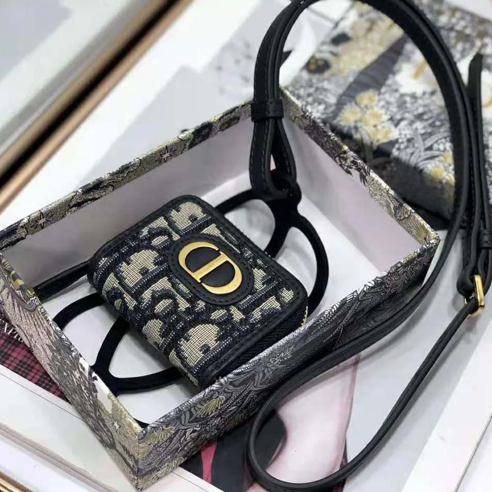 Dior 30 Montaigne Phone Cover with Airpods Pro Case for Women Dior 30 Montaigne Phone Cover with Airpods Pro Case for Women
