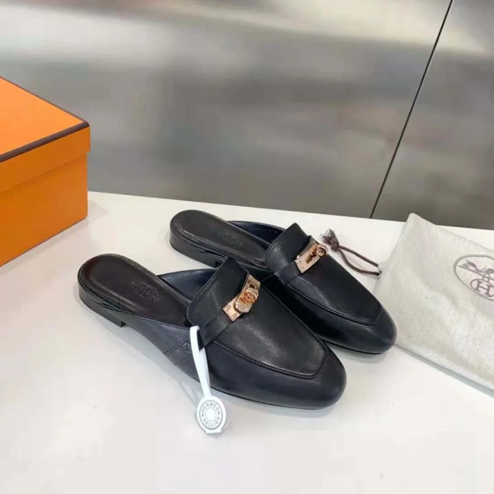 Hermes OZ Mule in Black Calfskin Leather for Women Hermes OZ Mule in Black Calfskin Leather for Women