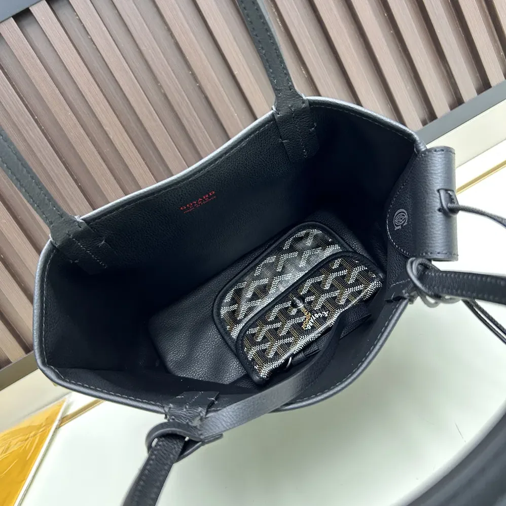 Goyard Anjou Mini Bag for Unisex in Black
