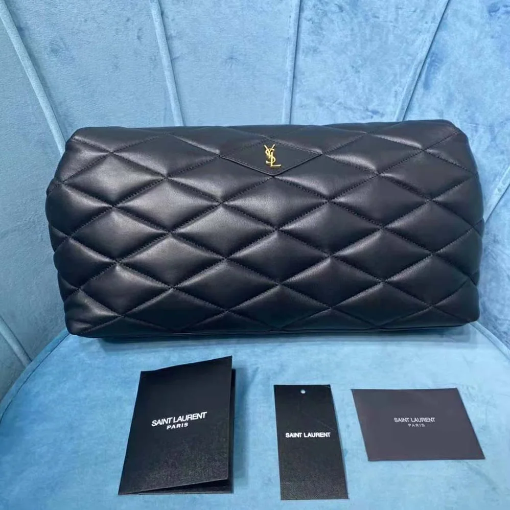 Saint Laurent YSL Sade Puffer Envelope Clutch in Lambskin for Women in Black