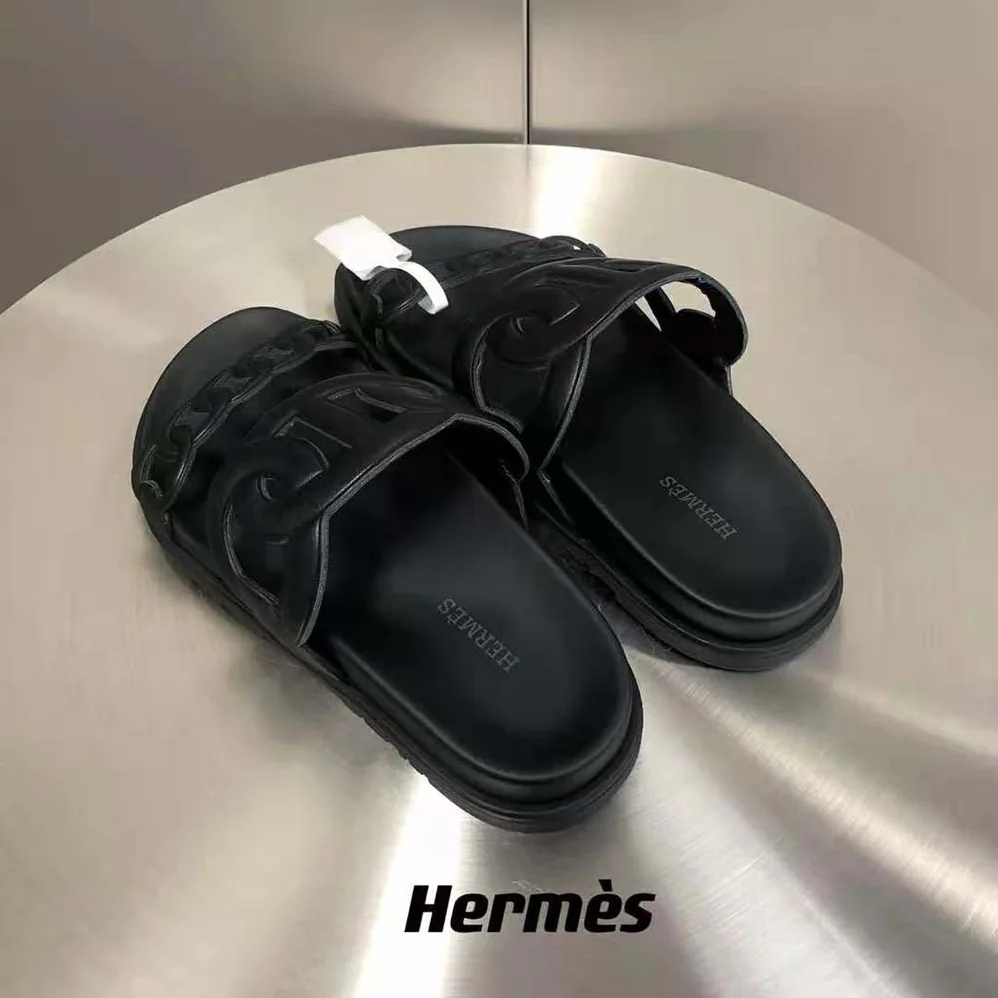 Hermes Extra Sandal in Nappa Leather for Women in Black