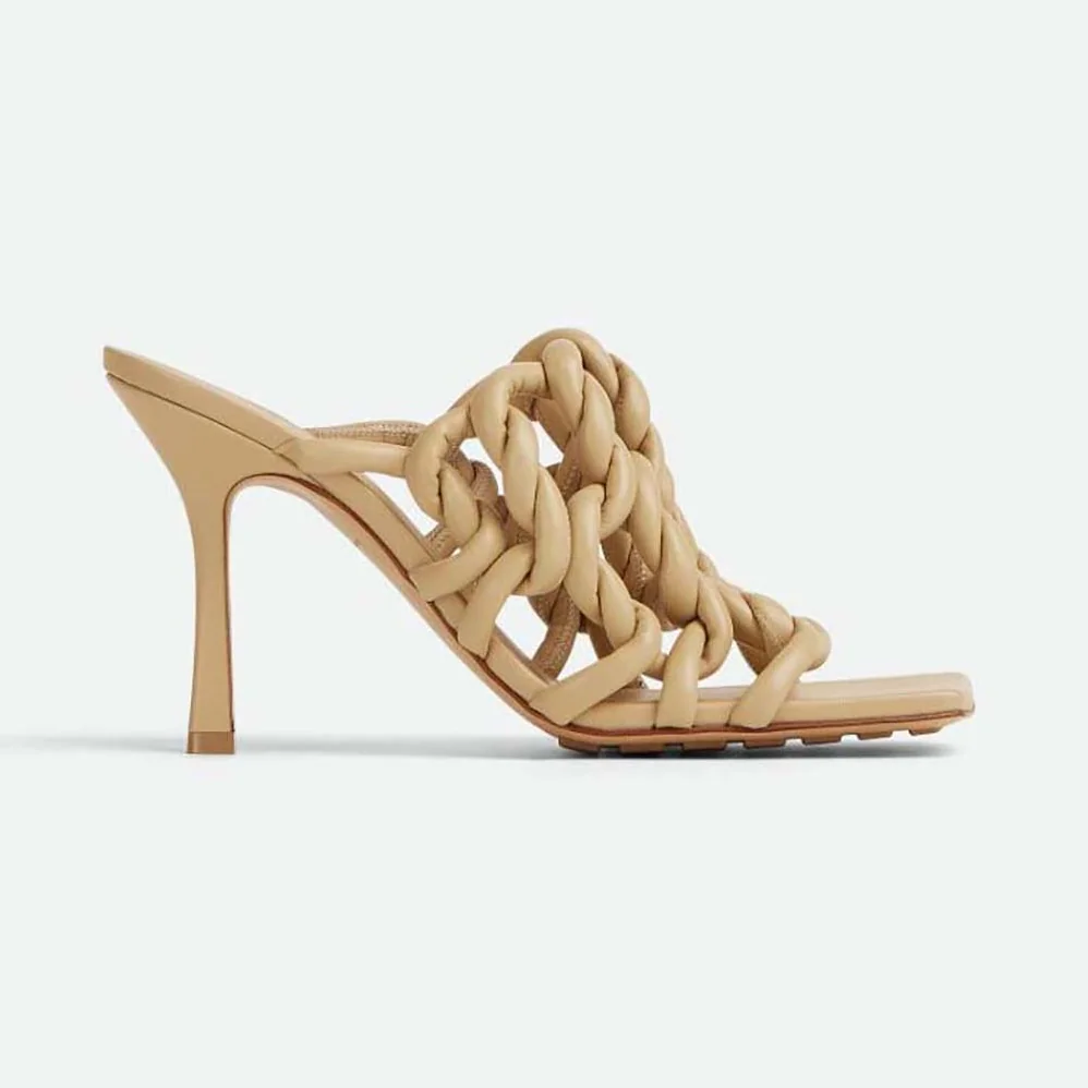 Bottega Veneta Stretch Twist Mule Hand-Twisted Tubular Leather for Women in Beige
