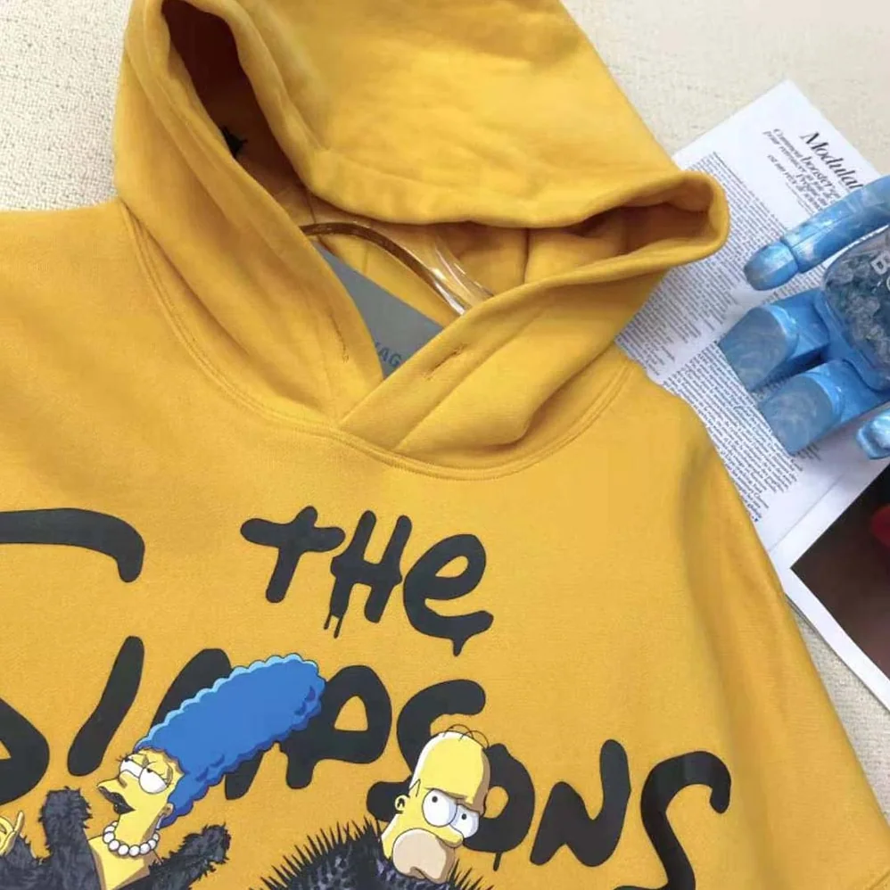 Balenciaga Simpsons Tm and 20th Television Hoodie Wide Fit in Yellow for Men Balenciaga Simpsons Tm and 20th Television Hoodie Wide Fit in Yellow for Men