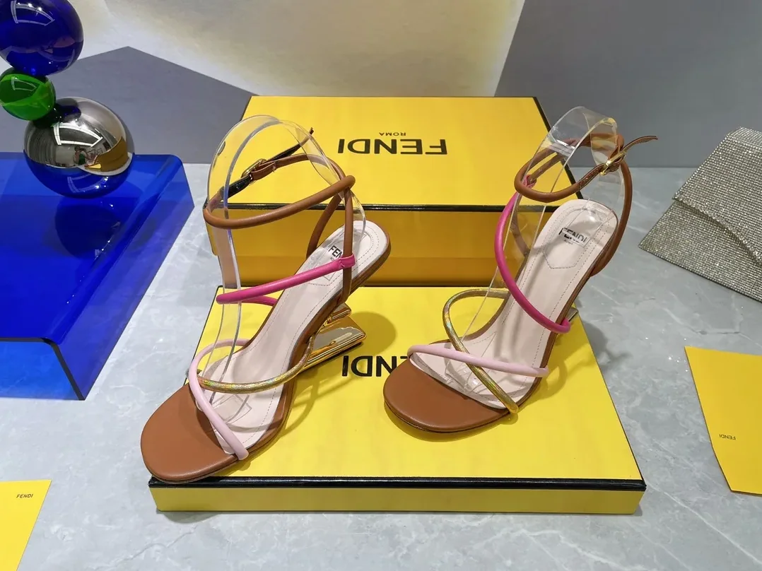 Fendi First Pink Nappa High-Heeled Sandals 8X8274AHIUF1GZU Fendi First Pink Nappa High-Heeled Sandals 8X8274AHIUF1GZU
