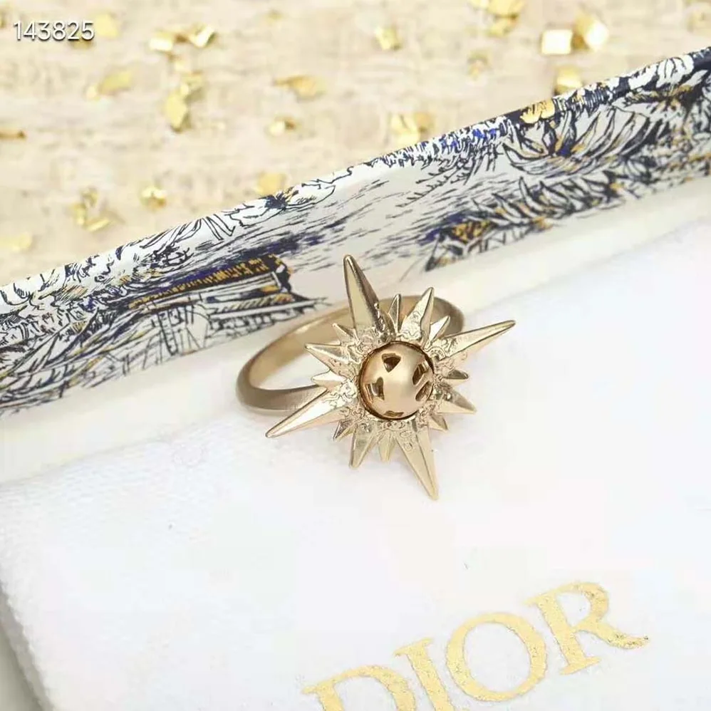 Dior Rêve D'infini Ring Gold for Women in Finish Metal