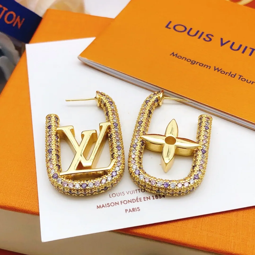 Louis Vuitton Diamond Stud Earrings Gold Louis Vuitton Diamond Stud Earrings Gold