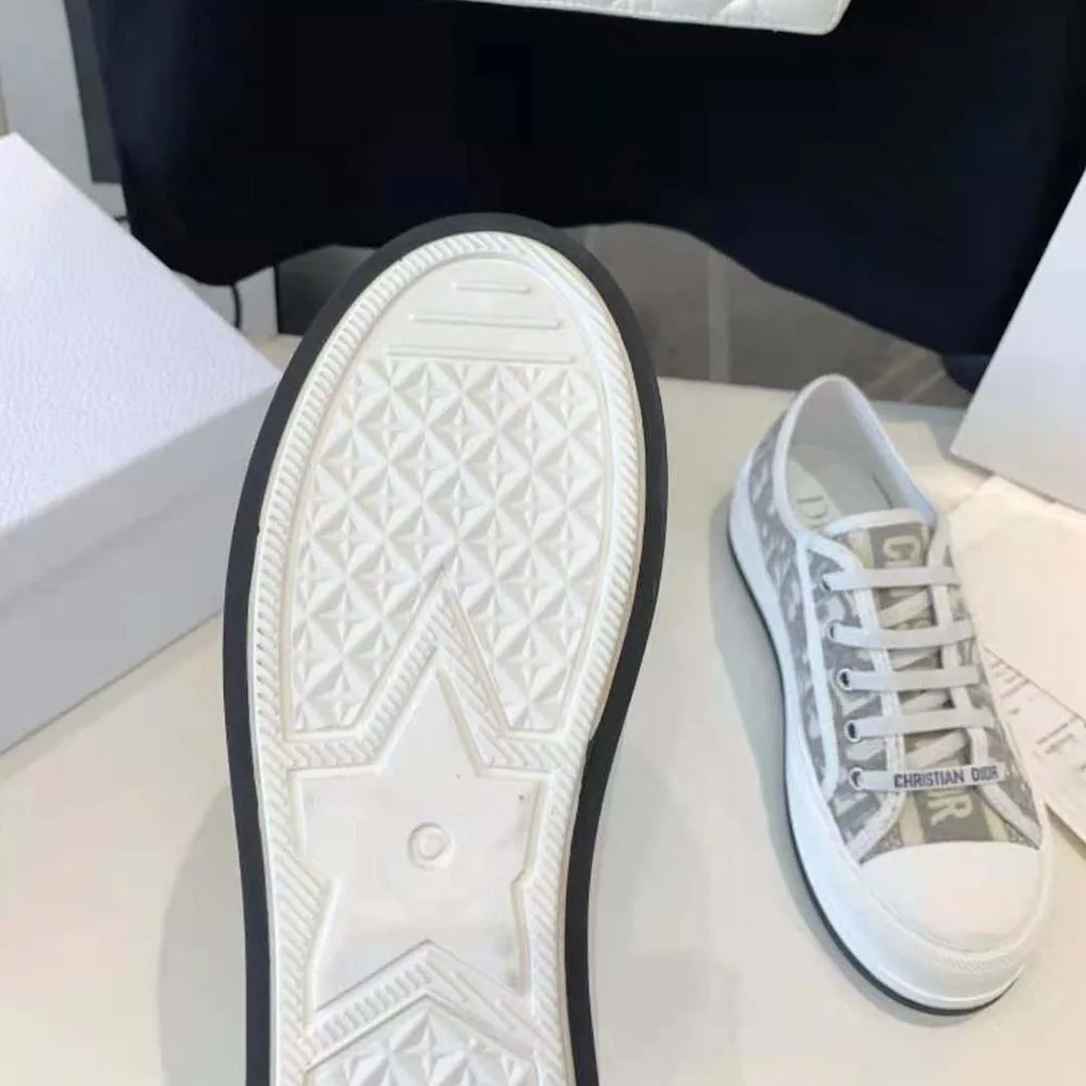 Dior Walk'n'dior Platform Sneaker Stone Gray Dior Oblique Embroidered Cotton for Women Dior Walk'n'dior Platform Sneaker Stone Gray Dior Oblique Embroidered Cotton for Women