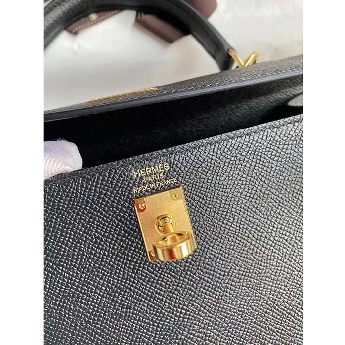 Hermes Kelly Sellier 32 Bag in Togo Leather with Gold Hardware for Women in Black