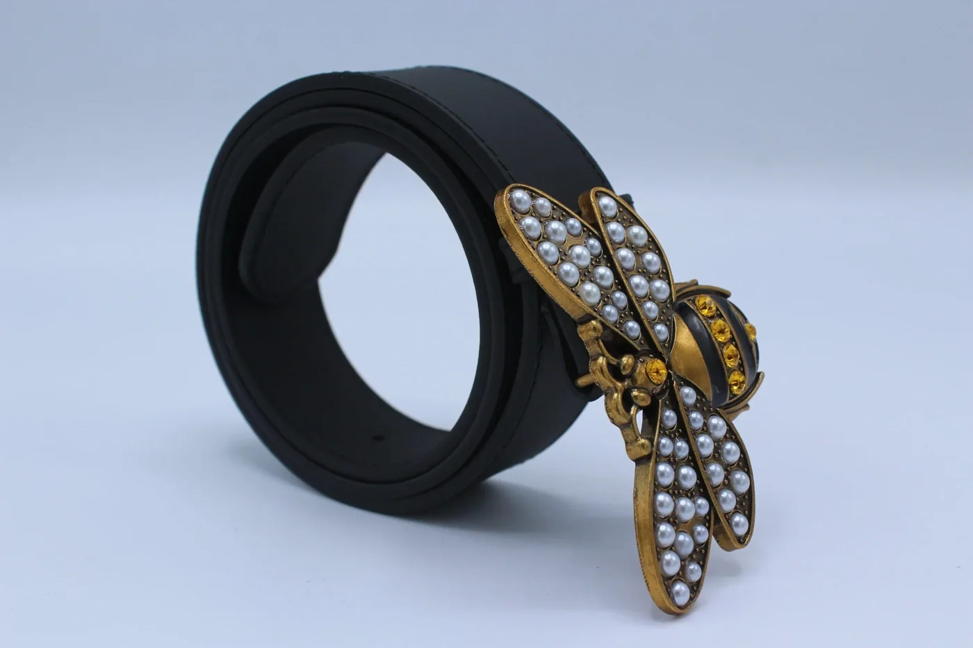 Perfect Bee Figured Black Leather Belt