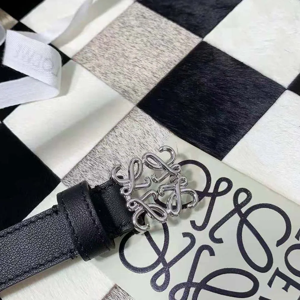 Loewe Anagram Belt in Pebble Grain Calfskin for Women in Black Loewe Anagram Belt in Pebble Grain Calfskin for Women in Black