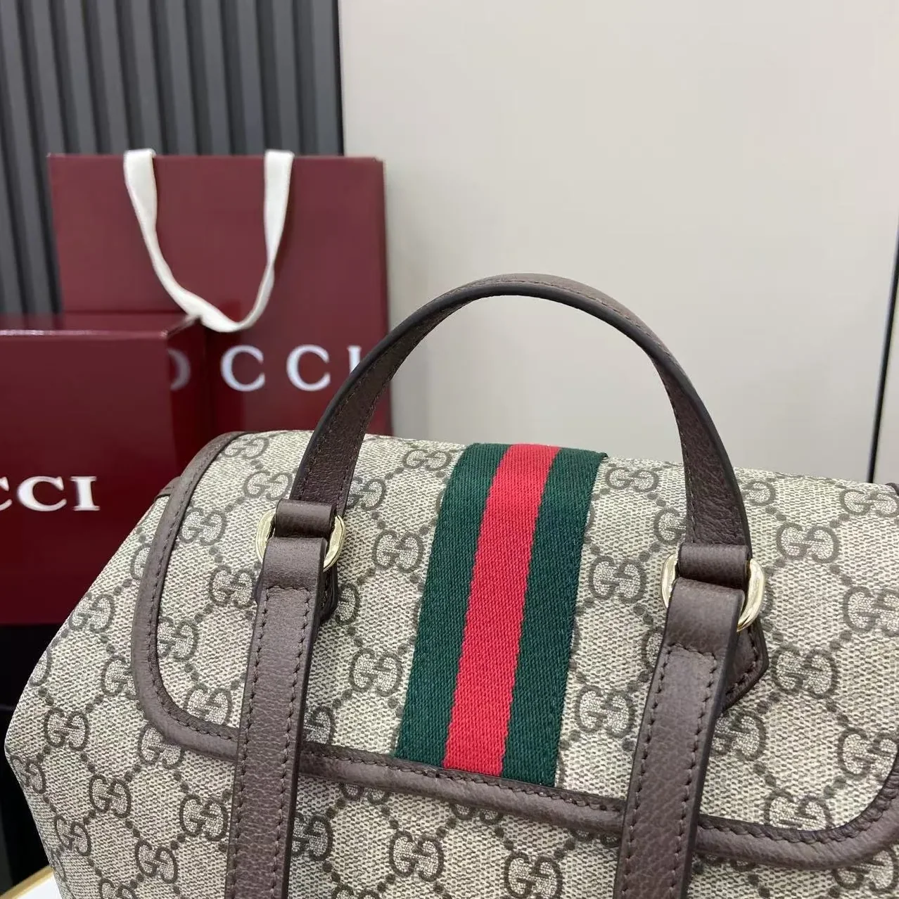 Gucci Ophidia Medium Backpack / Beige/ Dark Brown Monogram Gold Hardware Gucci Ophidia Medium Backpack / Beige/ Dark Brown Monogram Gold Hardware