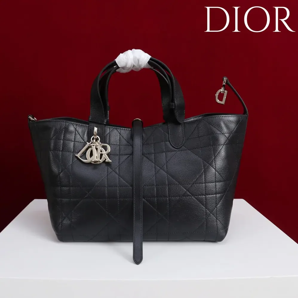 Dior Medium Dior Toujours Bag Black Flat Macrocannage Calfskin for Women