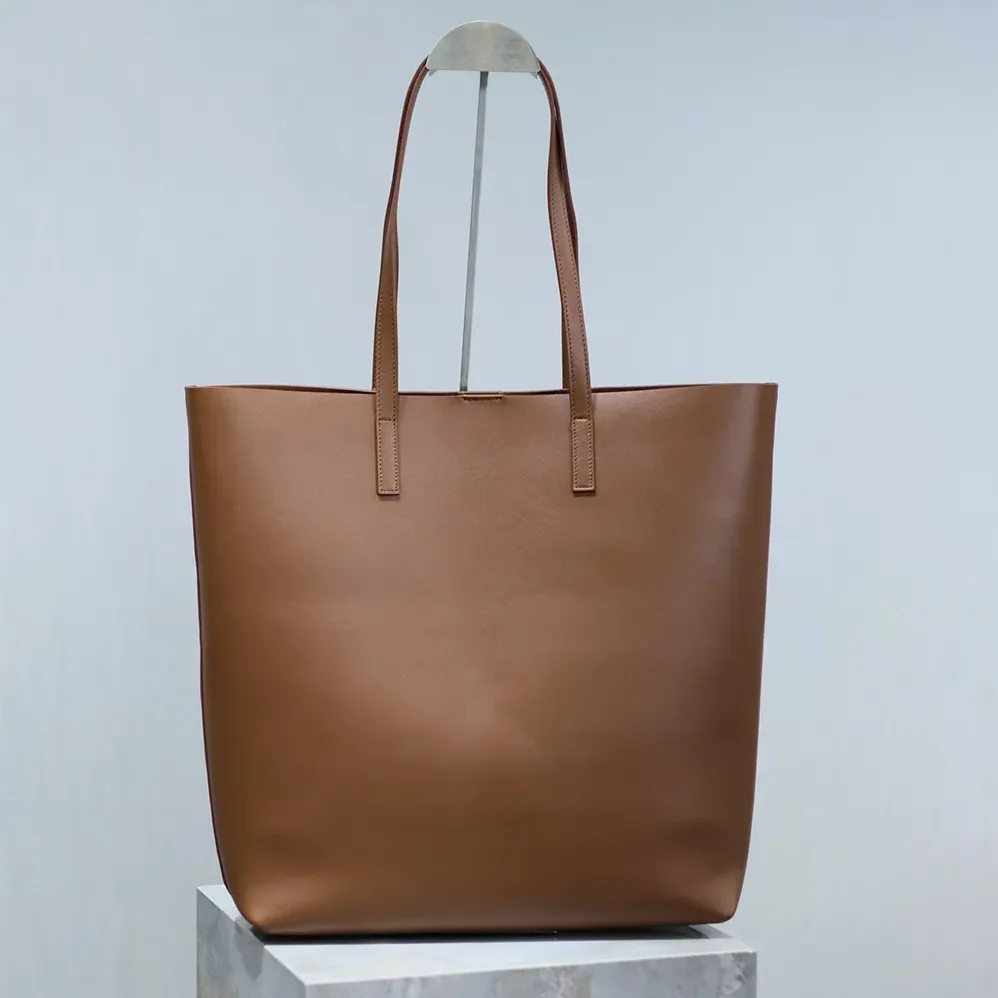 Saint Laurent YSL Shopping Saint Laurent in Leather for Women in Brown Saint Laurent YSL Shopping Saint Laurent in Leather for Women in Brown
