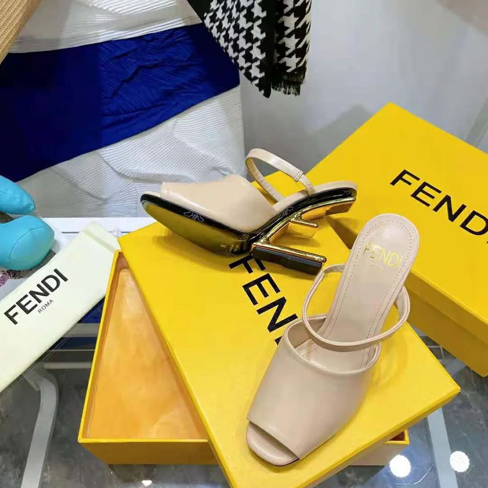 Fendi First Pink Leather High for Women in Heeled Sandals Fendi First Pink Leather High for Women in Heeled Sandals