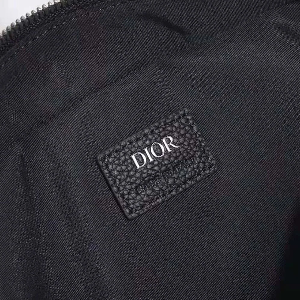 Dior Peter Doig Safari Messenger Bag Black Grained Calfskin for Men Dior Peter Doig Safari Messenger Bag Black Grained Calfskin for Men