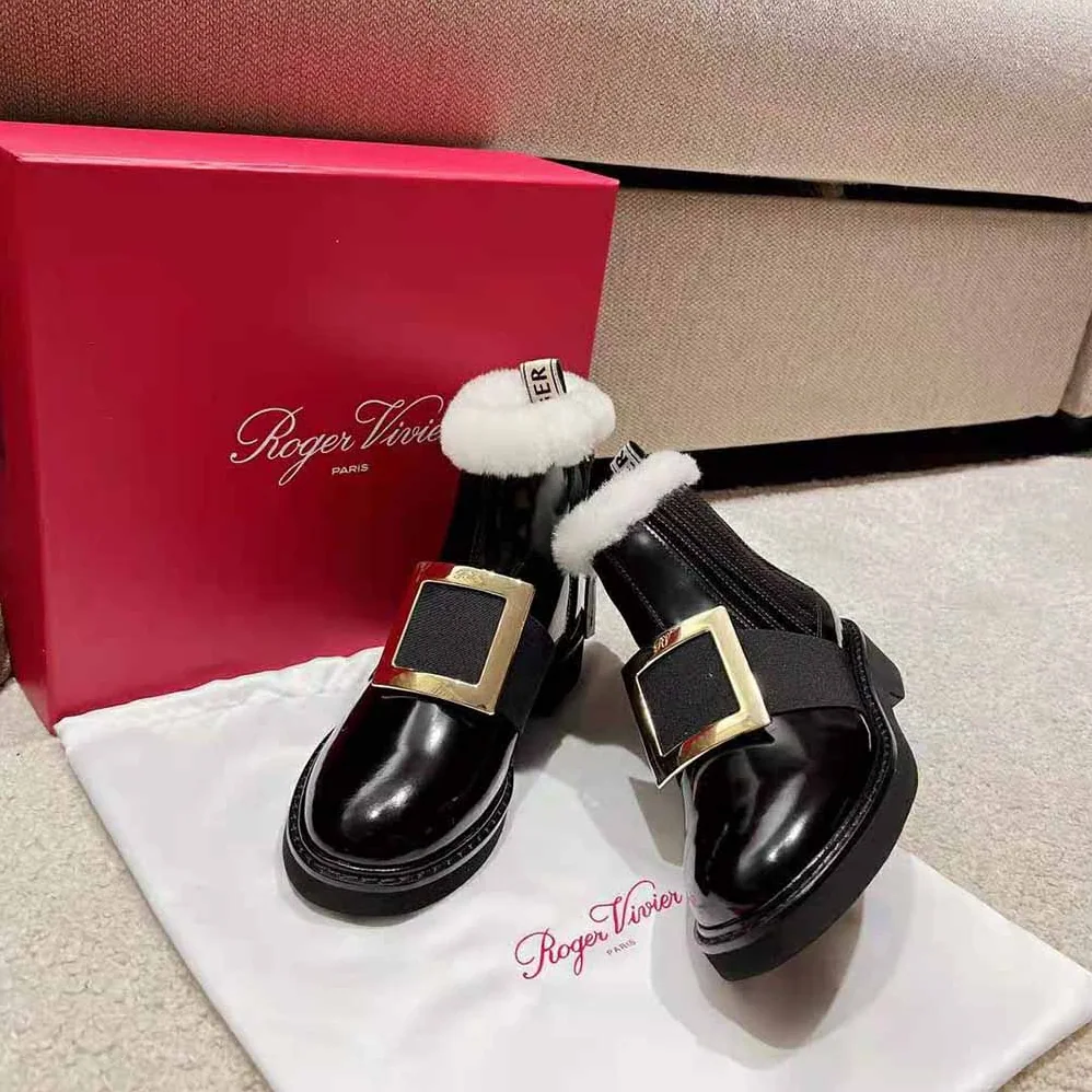 Roger Vivier Viv' Rangers Metal Buckle Fur Booties in Patent Leather for Women Roger Vivier Viv' Rangers Metal Buckle Fur Booties in Patent Leather for Women