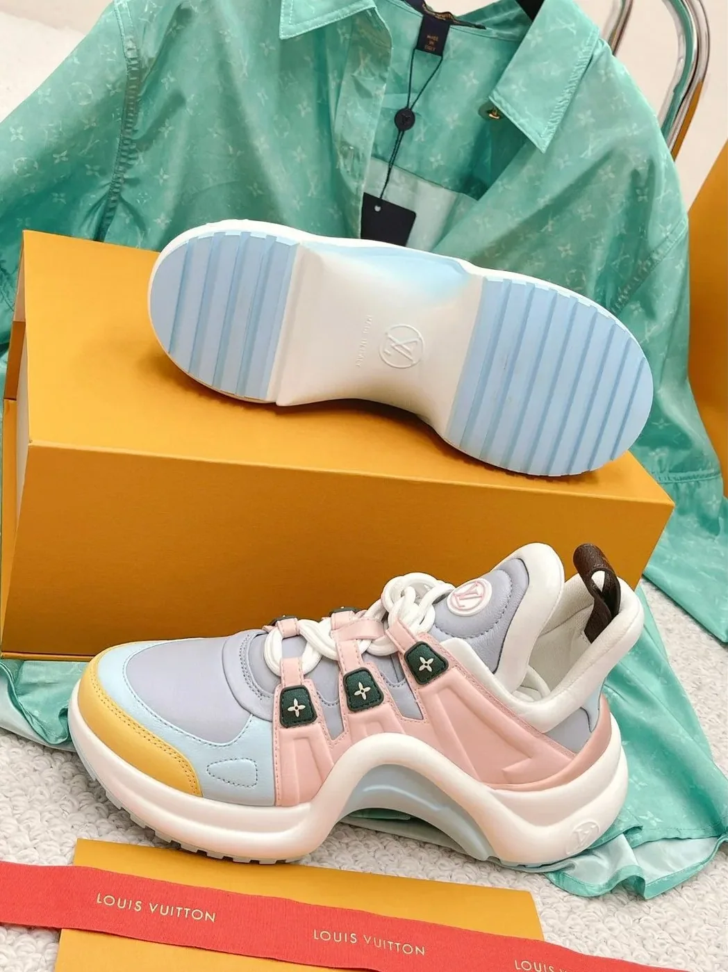 Louis Vuitton LV Archlight Sneaker Multicolor Louis Vuitton LV Archlight Sneaker Multicolor