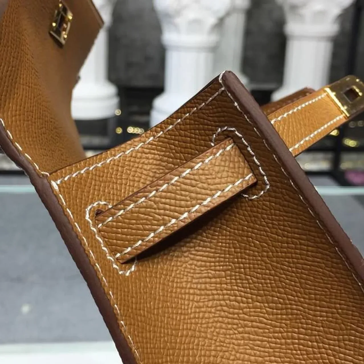Hermes Mini Kelly KP Pochette Gold Gold Toned Hardware / Hermes Mini Kelly KP Pochette Gold Gold Toned Hardware /