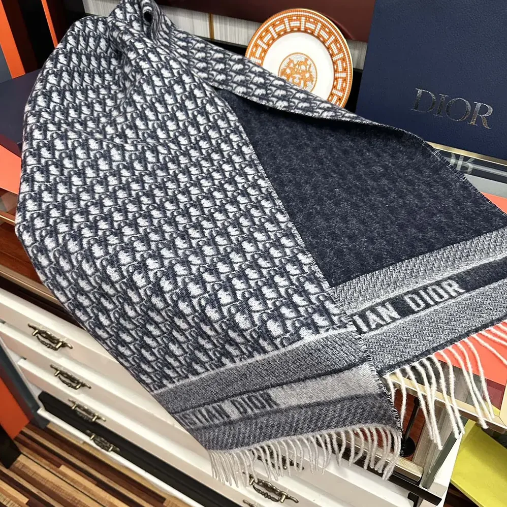 Dior Oblique Scarf Ecru and Navy Blue Cashmere for Unisex Dior Oblique Scarf Ecru and Navy Blue Cashmere for Unisex