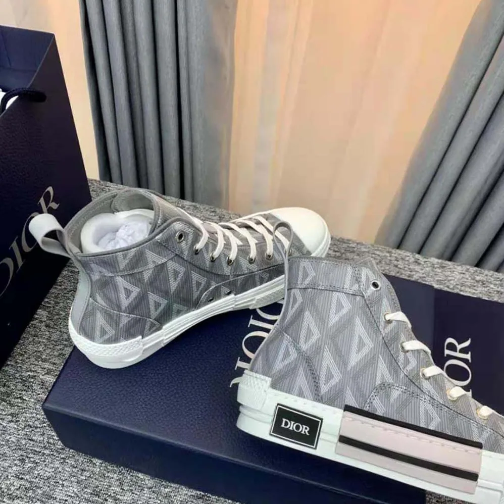 Dior B23 High-Top Sneaker Dior Gray CD Diamond Canvas for Unisex Dior B23 High-Top Sneaker Dior Gray CD Diamond Canvas for Unisex