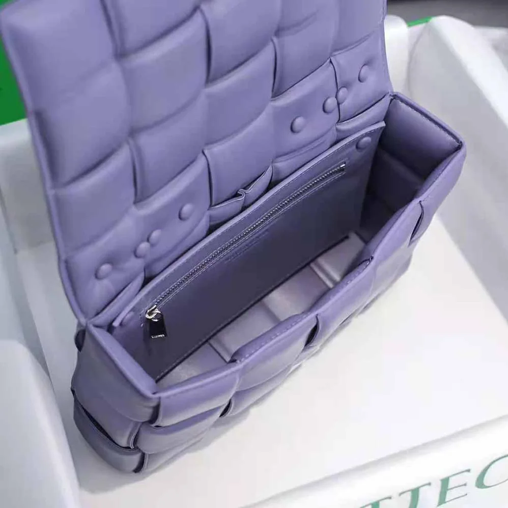 Bottega Veneta Chain Cassette Padded Intrecciato Leather Crossbody Bag for Women in Purple Bottega Veneta Chain Cassette Padded Intrecciato Leather Crossbody Bag for Women in Purple