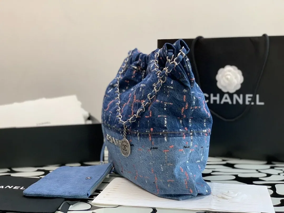 Chanel Demin Medium Bag Blue / Chanel Demin Medium Bag Blue /