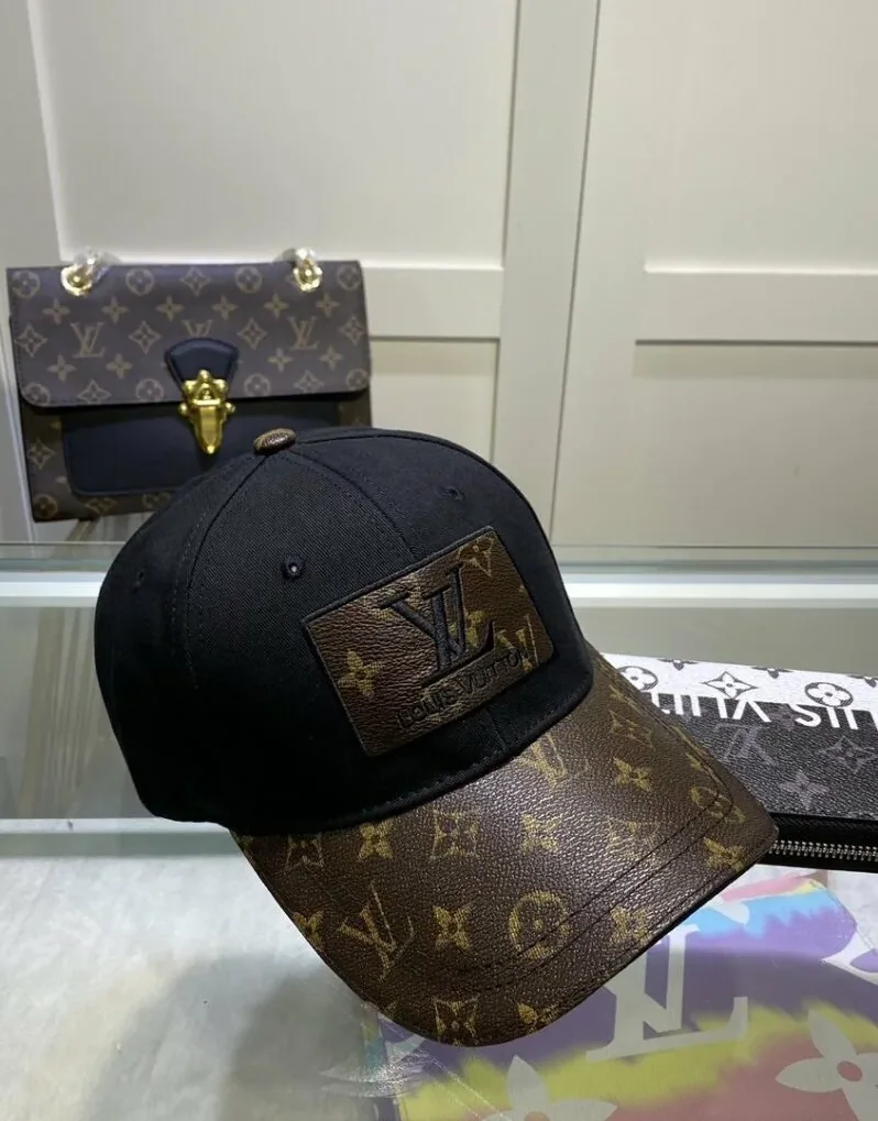 Louis Vuitton Black Cap Louis Vuitton Black Cap