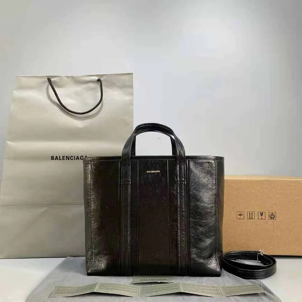 Balenciaga Barbes Medium East-West Shopper Bag in Black for Women Balenciaga Barbes Medium East-West Shopper Bag in Black for Women