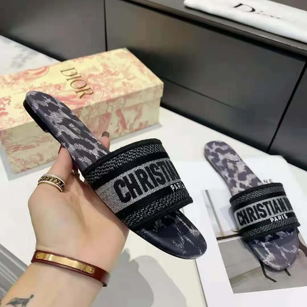 Dior Dway Slide Gray Mizza Embroidered Cotton and Metallic Thread for Women Dior Dway Slide Gray Mizza Embroidered Cotton and Metallic Thread for Women