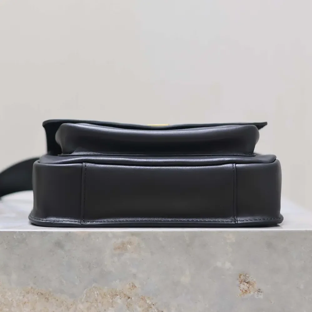 Saint Laurent YSL Niki Satchel In Leather for Women in Black Saint Laurent YSL Niki Satchel In Leather for Women in Black